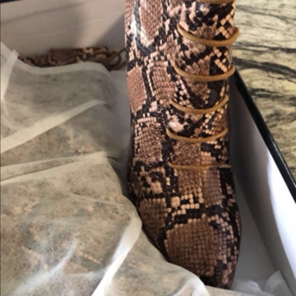 Brown Snake 🐍 skin leather boots - Picture 5 of 6